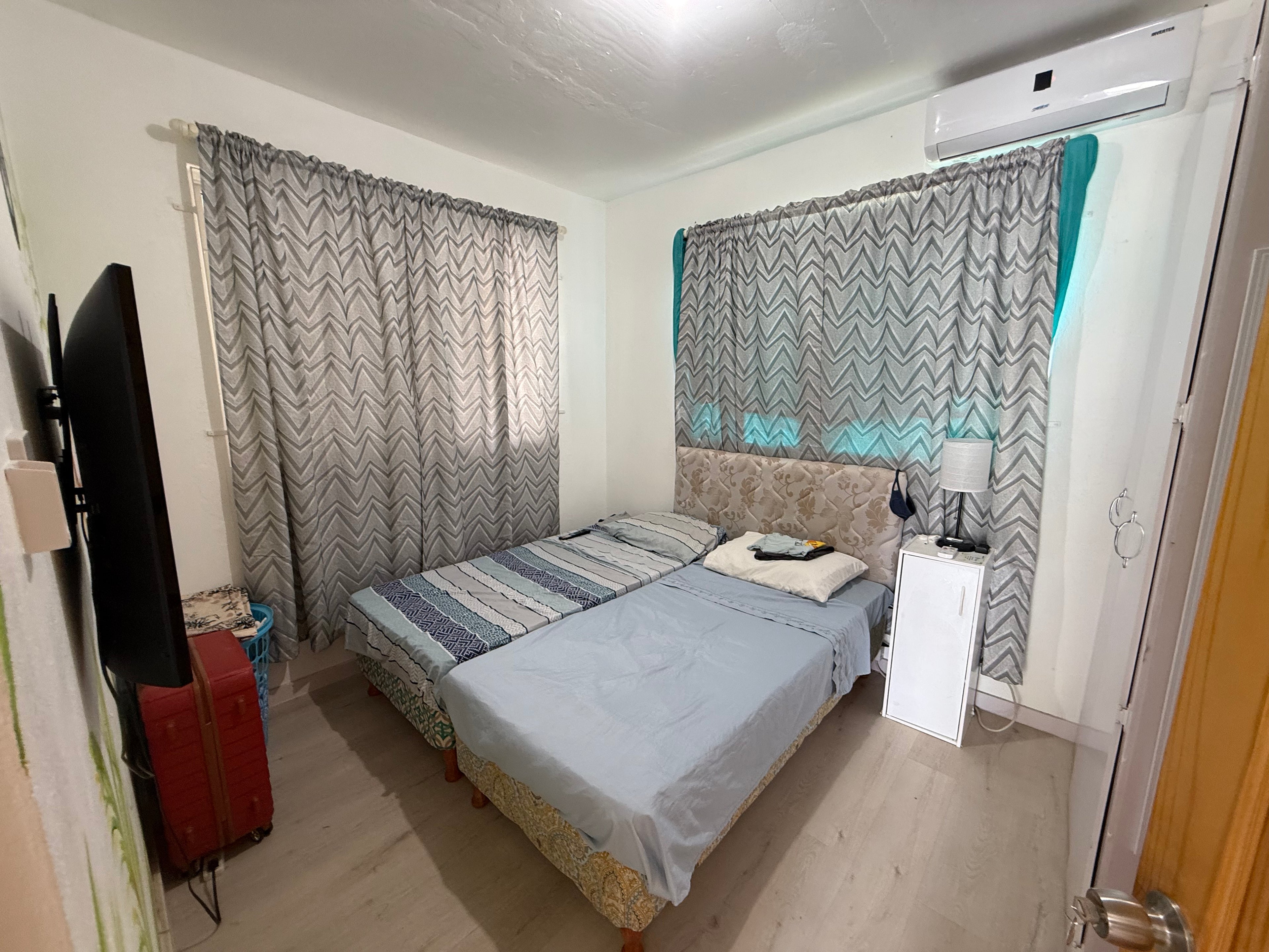 Glitter bay apartments