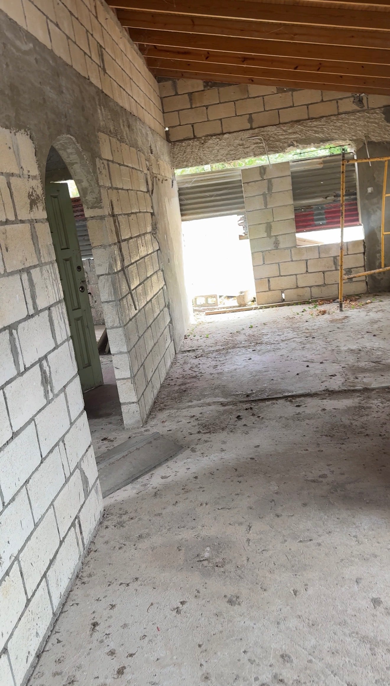 Renovation Opportunity on 5,500 sq ft Lot Frenches, St. George