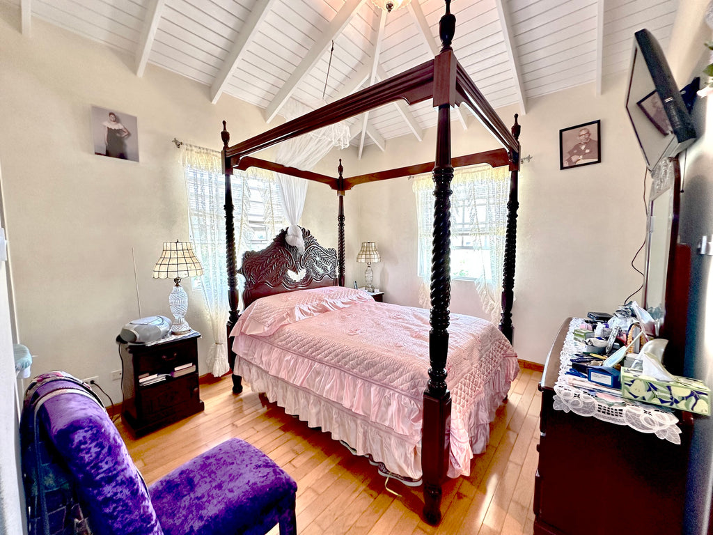 Salem Heights, 2 Bedroom Apartment Attached