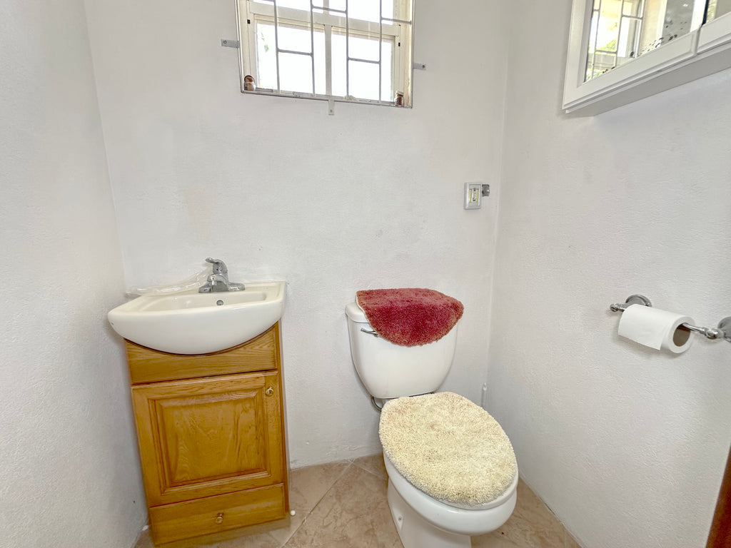 Salem Heights, 2 Bedroom Apartment Attached